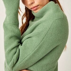 NWT FREE PEOPLE Ottoman Textured Slouchy Oversized Tunic Mock Neck Fern Green XS